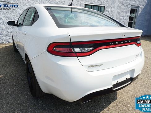 Used 2015 Dodge Dart SXT w/ Sun/Sound Group FWD image 9