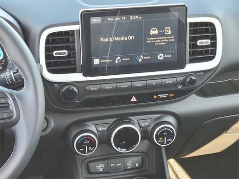 New 2026 Hyundai Venue SEL image 18