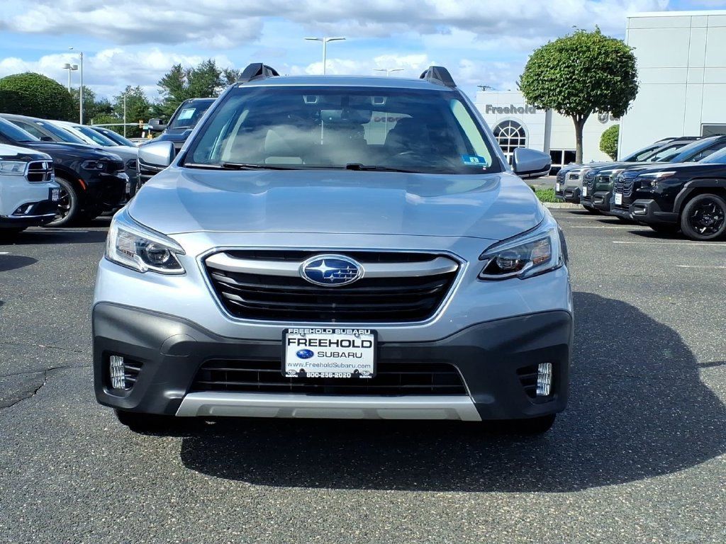 Used 2020 Subaru Outback Limited w/ Popular Package #2 AWD/4WD image 2