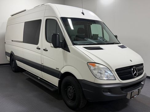 Used 2012 Mercedes-Benz Sprinter 2500 image 4