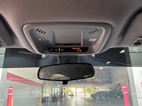 Used 2022 Chevrolet Malibu LS FWD image 14