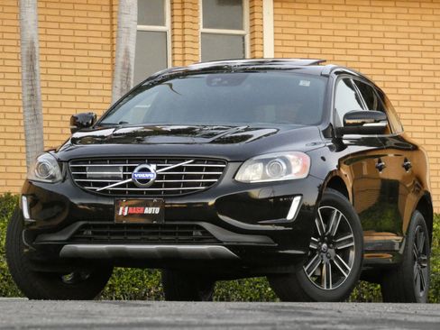 Used 2016 Volvo XC60 T6 Platinum image 2
