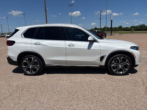 Used 2024 BMW X5 xDrive40i w/ Premium Package AWD/4WD image 7