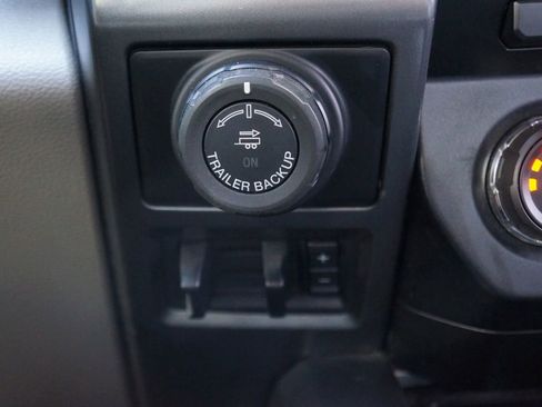 Used 2018 Ford F150 XLT w/ Equipment Group 301A Mid image 39