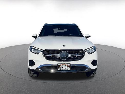 Used 2024 Mercedes-Benz GLC 300 image 3