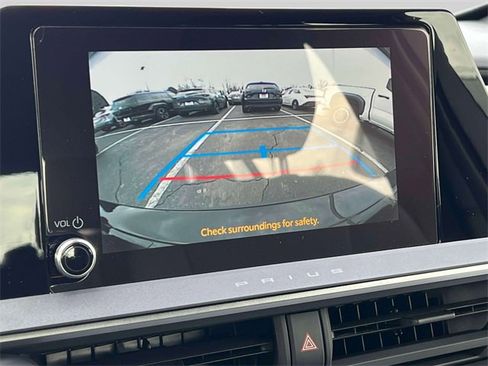 Certified 2023 Toyota Prius LE image 34