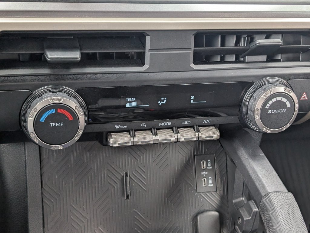 Certified 2025 Toyota Tacoma SR5 AWD/4WD image 24