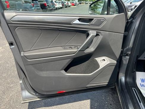 Used 2019 Volkswagen Tiguan SEL Premium AWD/4WD image 29