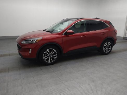 Used 2022 Ford Escape SEL w/ Technology Package FWD image 2