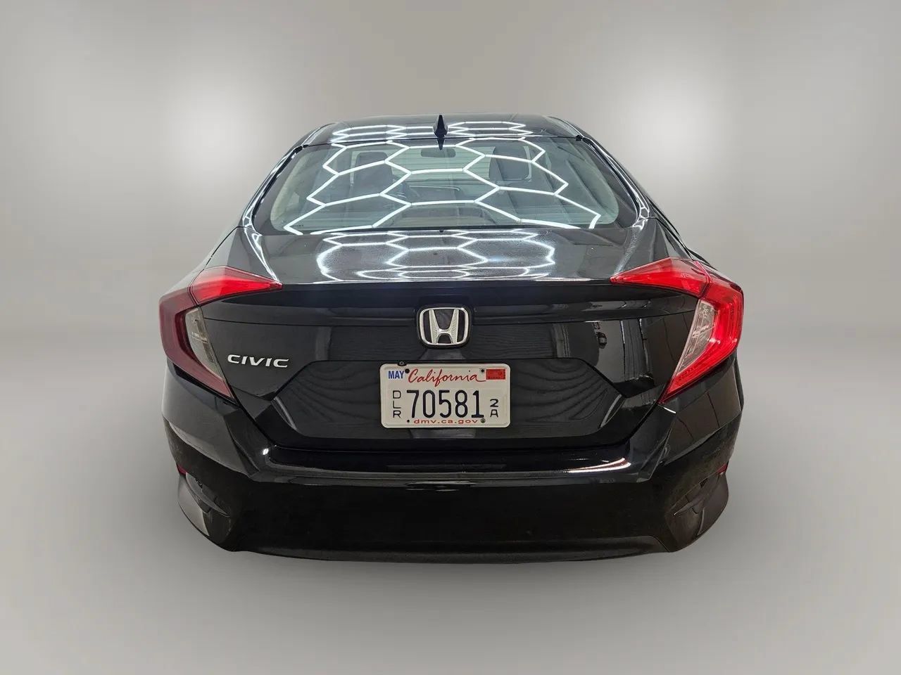 Used 2018 Honda Civic EX image 5