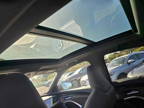 New 2025 Audi Q5 Prestige image 21