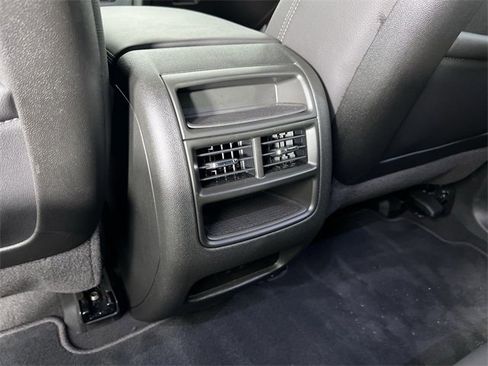 Used 2025 Cadillac XT5 Luxury image 21