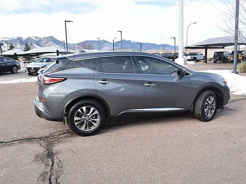 Used 2018 Nissan Murano S image 10