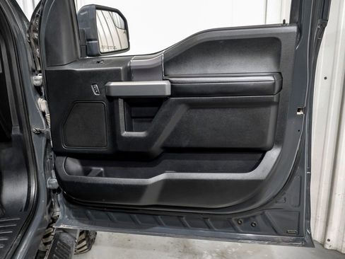 Used 2016 Ford F150 XLT w/ Equipment Group 302A Luxury image 42