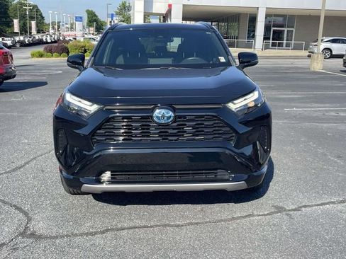 Used 2023 Toyota RAV4 SE w/ Convenience Package AWD/4WD image 2