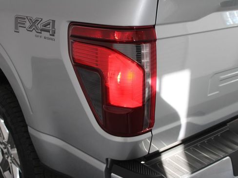 Used 2024 Ford F150 XLT w/ FX4 Off-Road Package image 55