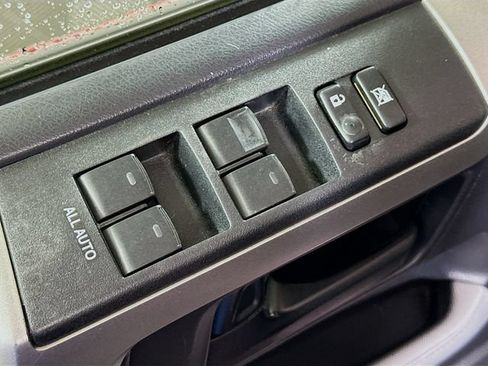 Used 2013 Toyota 4Runner SR5 RWD image 20