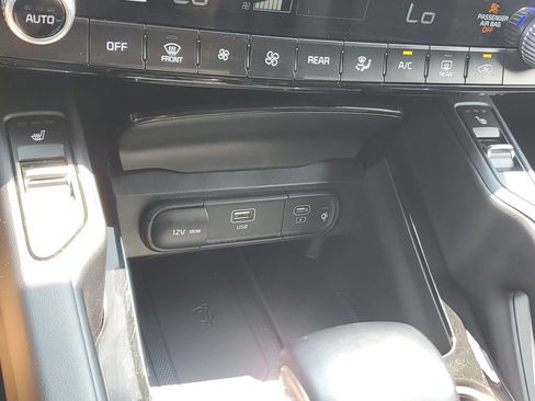 Used 2024 Kia Telluride S w/ S Sunroof Package AWD/4WD image 30