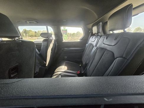 Used 2024 Jeep Grand Cherokee L Laredo image 10