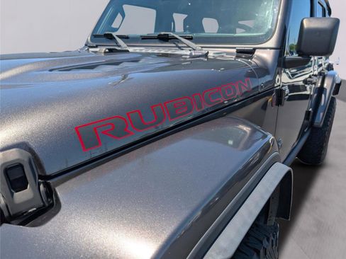 Used 2022 Jeep Wrangler Unlimited Rubicon w/ Xtreme Recon 35" Tire Package AWD/4WD image 30