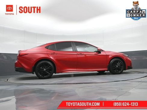 Used 2025 Toyota Camry SE image 41