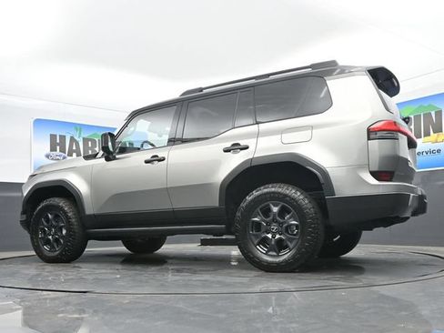 Used 2026 Lexus GX 550 w/ Accessory Package (CT) AWD/4WD image 22