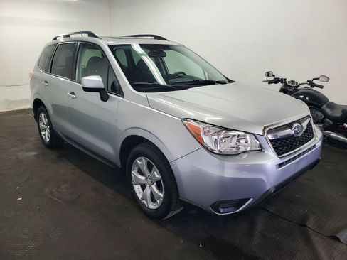 Used 2015 Subaru Forester 2.5i Premium w/ All-Weather Package AWD/4WD image 3