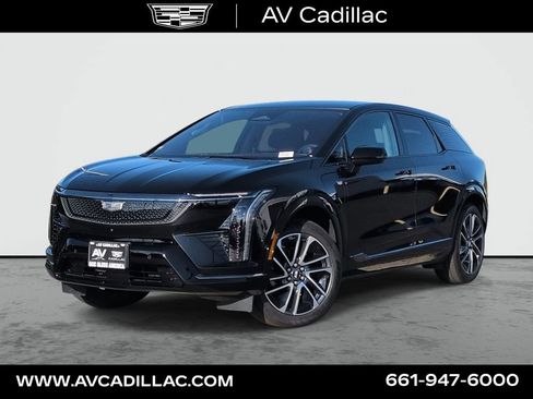 Certified 2026 Cadillac Optiq Sport 2 w/ LPO, Floor Liner Package RWD image 1