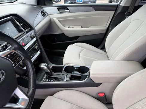 Used 2019 Hyundai Sonata SEL FWD image 9