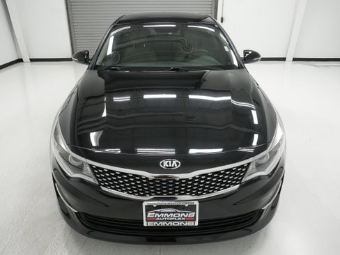Used 2017 Kia Optima EX FWD image 2