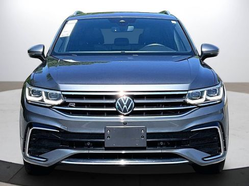 Used 2022 Volkswagen Tiguan SEL R-Line AWD/4WD image 3