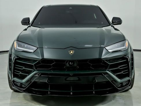 Used 2019 Lamborghini Urus image 5