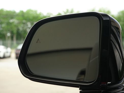 Used 2025 Rolls-Royce Ghost image 20