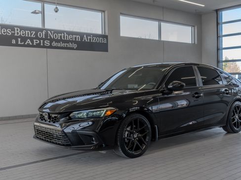 Used 2024 Honda Civic Sport image 3