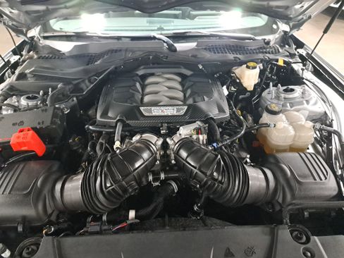 Used 2024 Ford Mustang GT RWD image 29