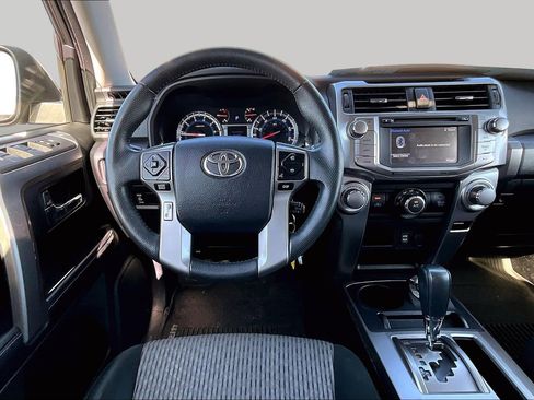 Used 2016 Toyota 4Runner SR5 AWD/4WD image 5