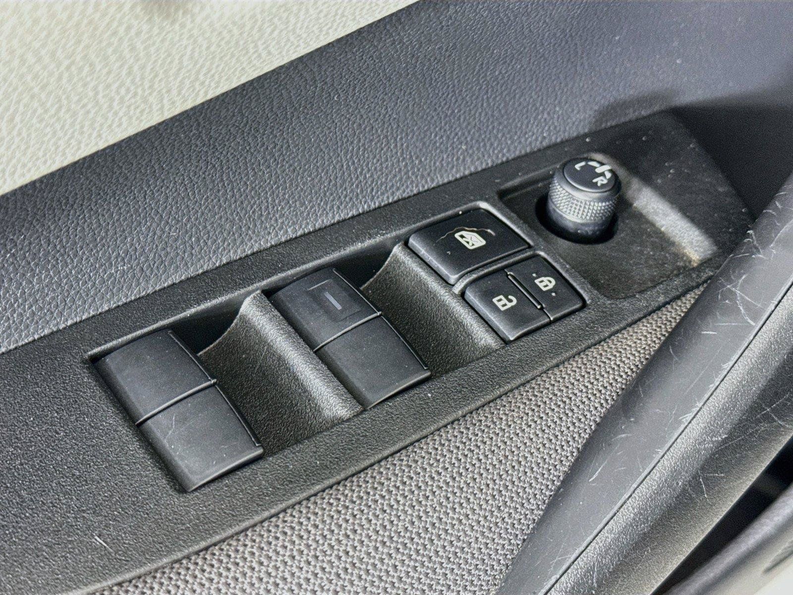 Used 2026 Toyota Corolla LE FWD image 27