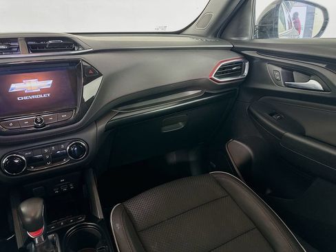 Used 2021 Chevrolet TrailBlazer RS w/ Sun and Liftgate Package AWD/4WD image 32
