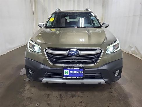 Used 2022 Subaru Outback Touring XT AWD/4WD image 2