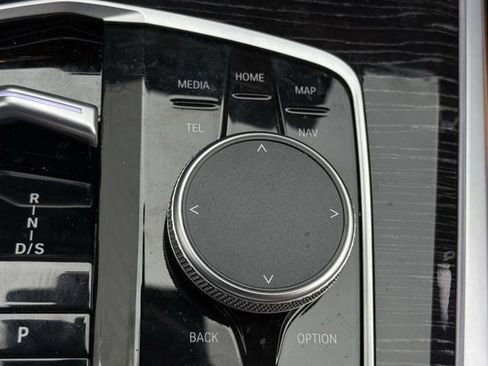 Used 2024 BMW X5 xDrive40i w/ M Sport Package image 22