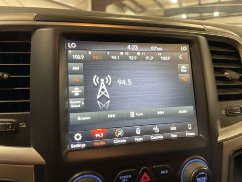 Used 2018 RAM 2500 Big Horn AWD/4WD image 18
