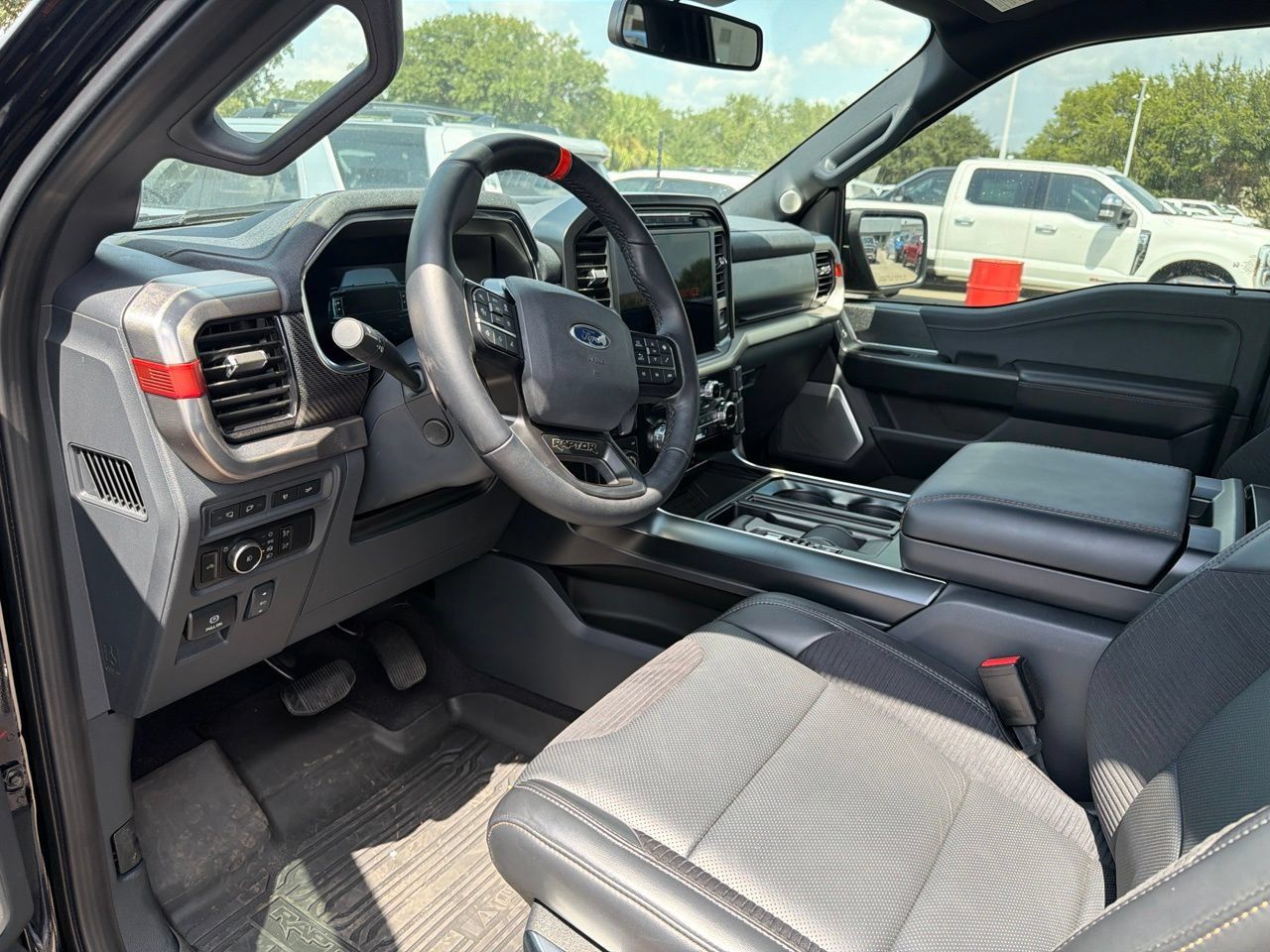 Used 2023 Ford F150 Raptor AWD/4WD image 7