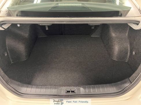 Used 2025 Nissan Altima 2.5 SV FWD image 30
