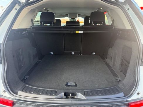 Used 2022 Land Rover Discovery Sport S image 13