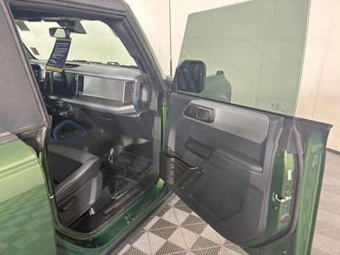 Used 2024 Ford Bronco Black Diamond AWD/4WD image 34