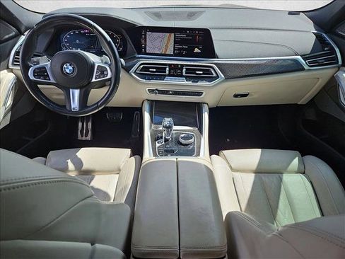 Used 2022 BMW X6 M50i w/ Executive Package image 18