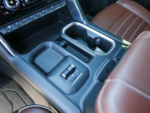 Used 2024 GMC Sierra 2500 Denali Ultimate w/ Max Trailering Package image 22