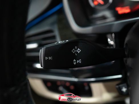 Used 2017 BMW X5 xDrive35i w/ M Sport Package image 30