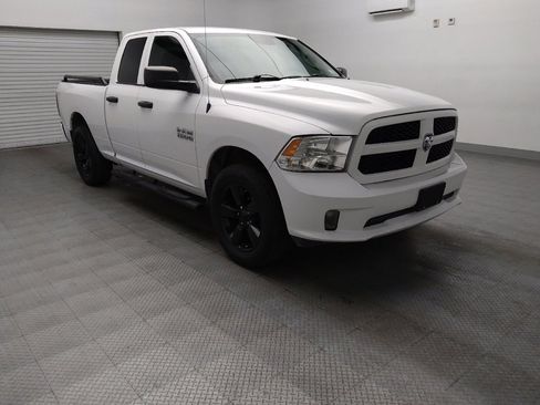 Used 2017 RAM 1500 Express RWD image 13