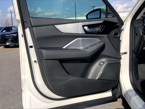 Used 2026 Acura MDX FWD w/ Technology Package image 16